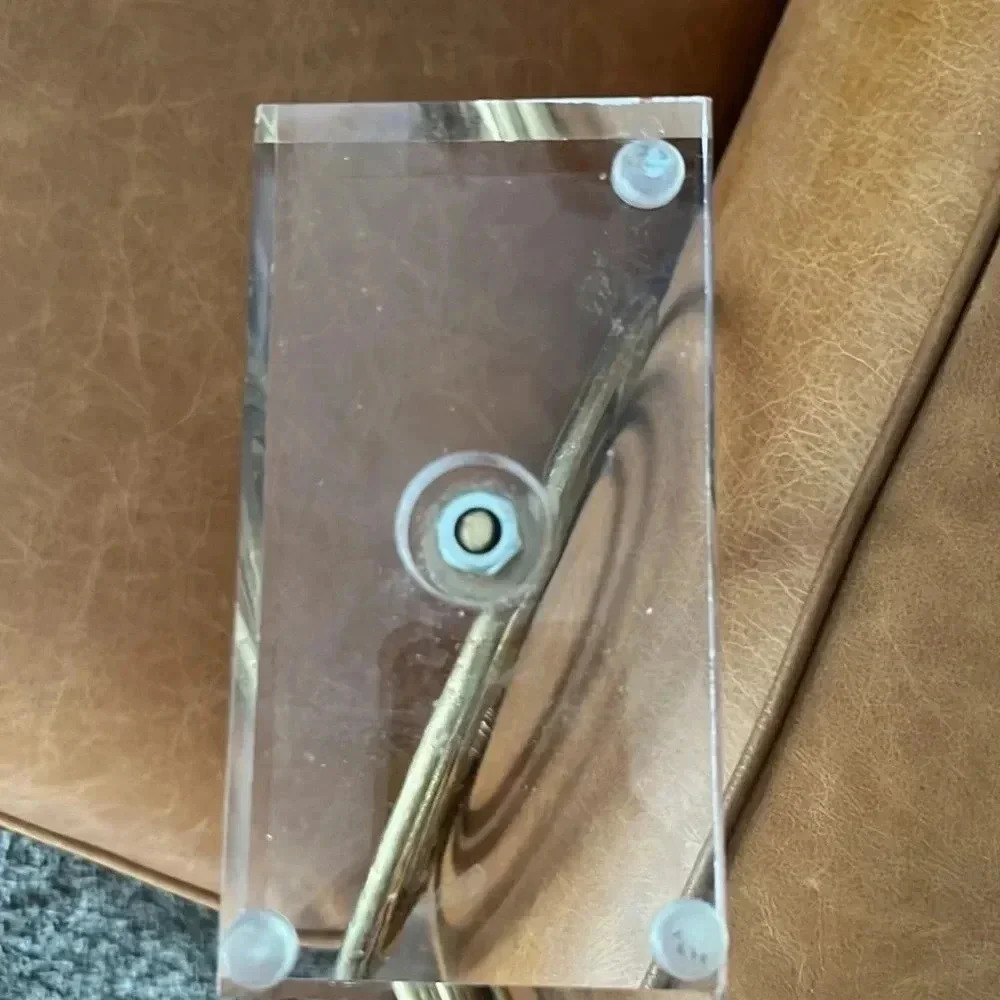 DECORATIVE ABSTRACT METAL ROSE GOLD SPEAR SCULPTURE - Picture 10 of 10